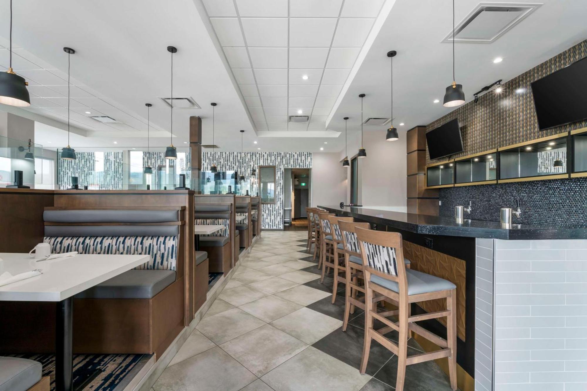 Best Western Premier Route 97 Vernon Ngoại thất bức ảnh
